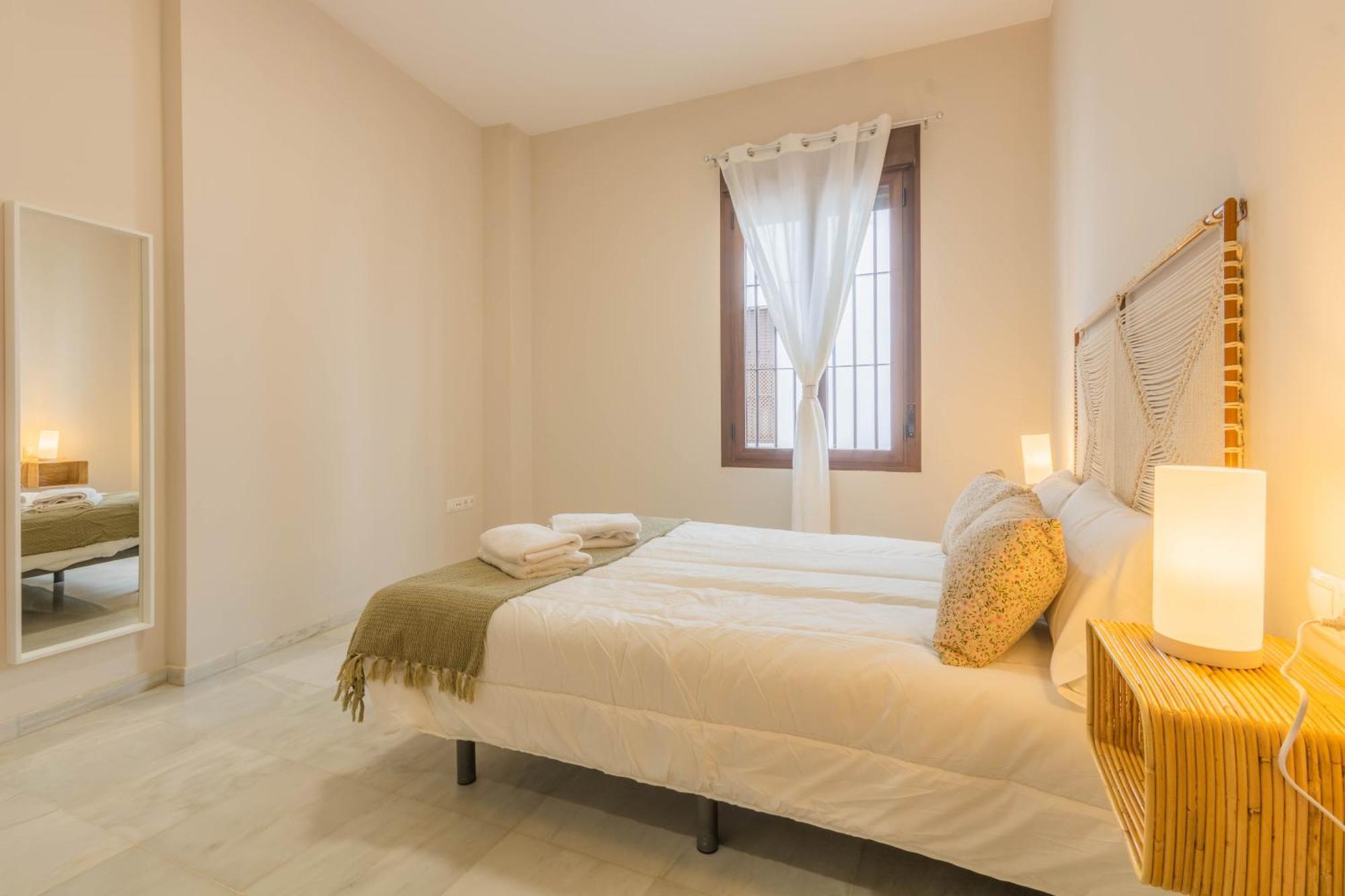 Apartamentos Los Abuelos - Cordoue Extérieur photo