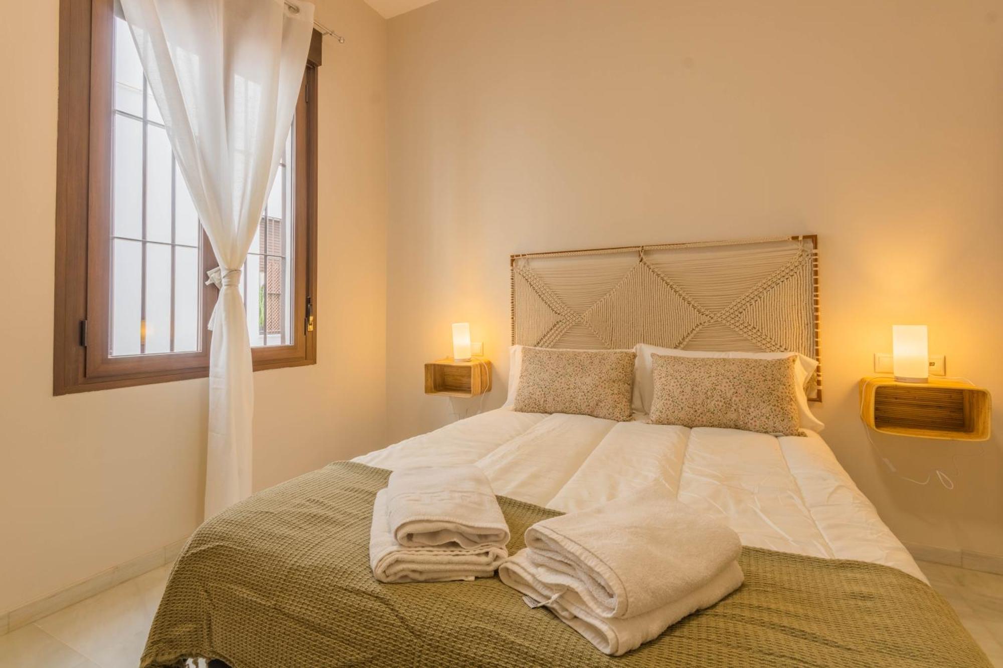 Apartamentos Los Abuelos - Cordoue Extérieur photo