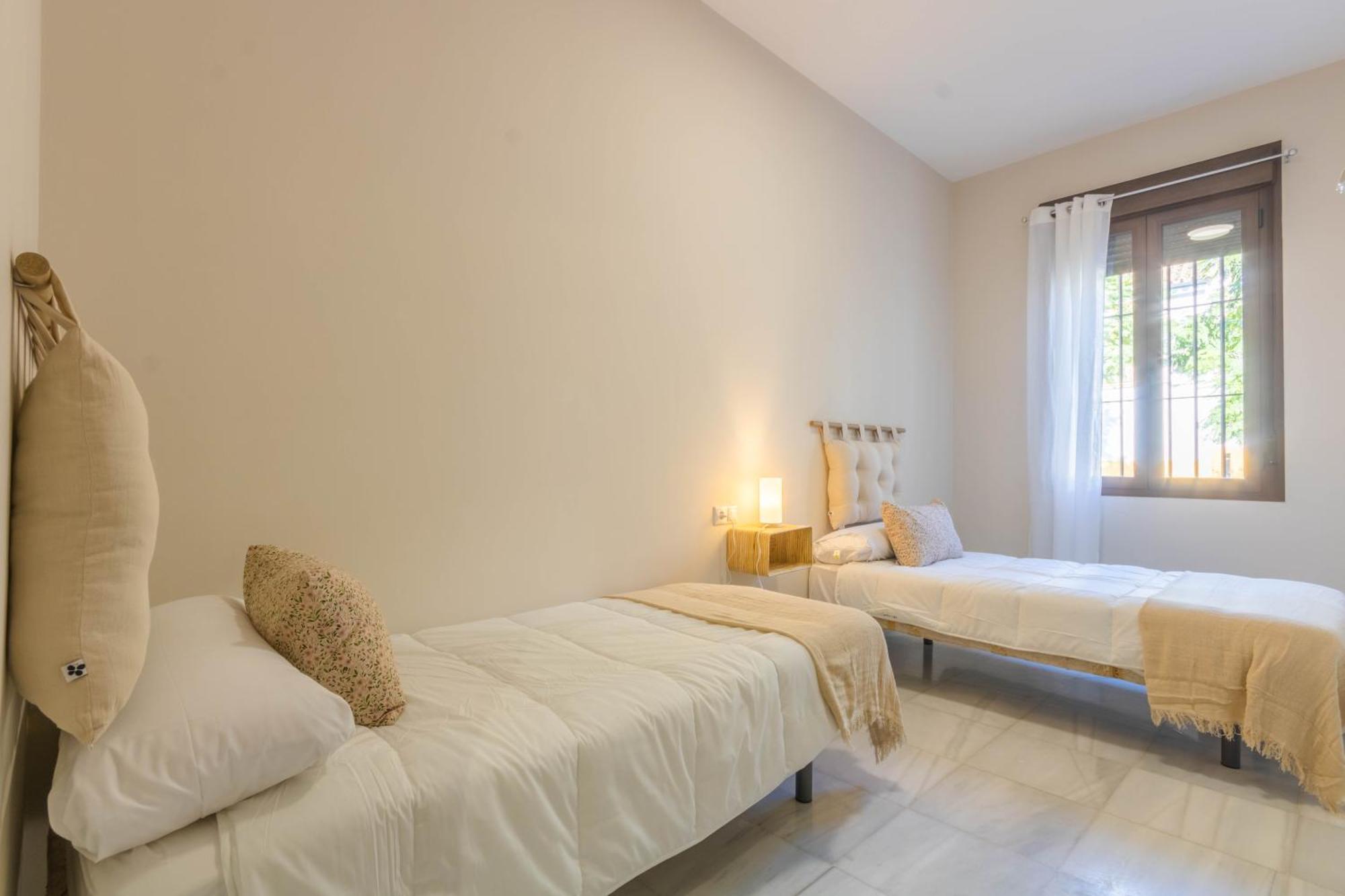 Apartamentos Los Abuelos - Cordoue Extérieur photo